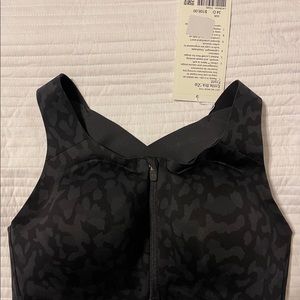 Enlite Bra Zip front- High support 34D